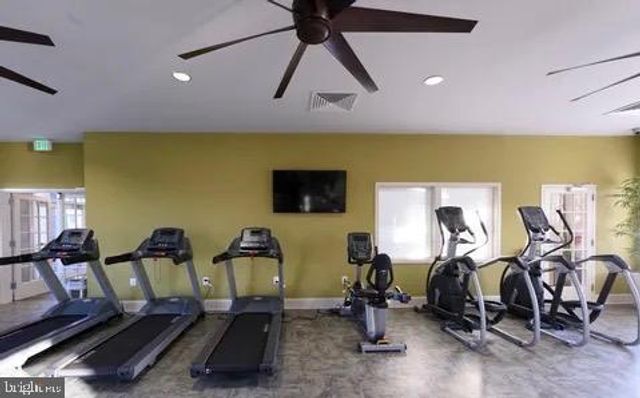 408 KOSMILL DR, Millersville, MD 21108