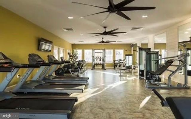 408 KOSMILL DR, Millersville, MD 21108