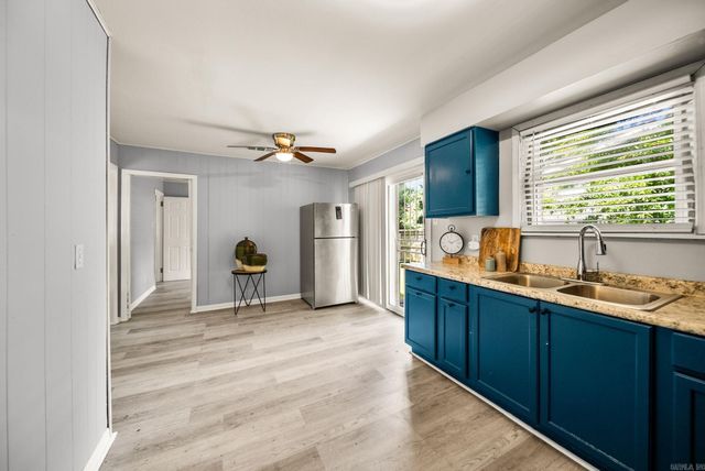 15 Village Court, Little Rock, AR 72209