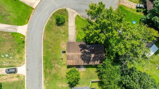 15 Village Court, Little Rock, AR 72209