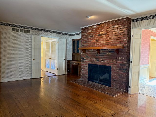 6532 CORSICA DR, Memphis, TN 38120