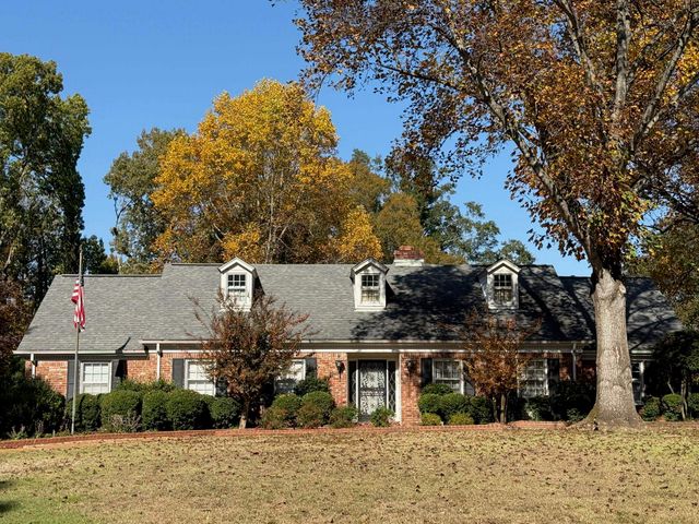 6532 CORSICA DR, Memphis, TN 38120