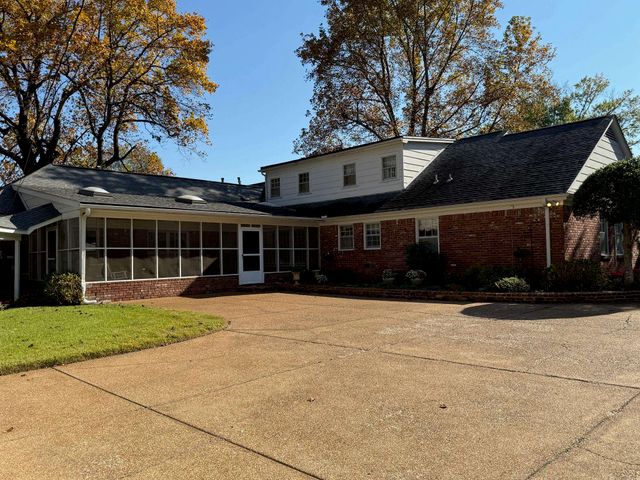 6532 CORSICA DR, Memphis, TN 38120