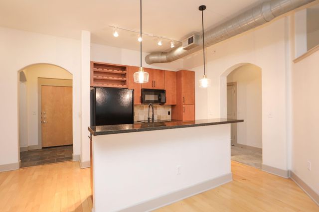 1901 Post Oak Boulevard 2109, Houston, TX 77056