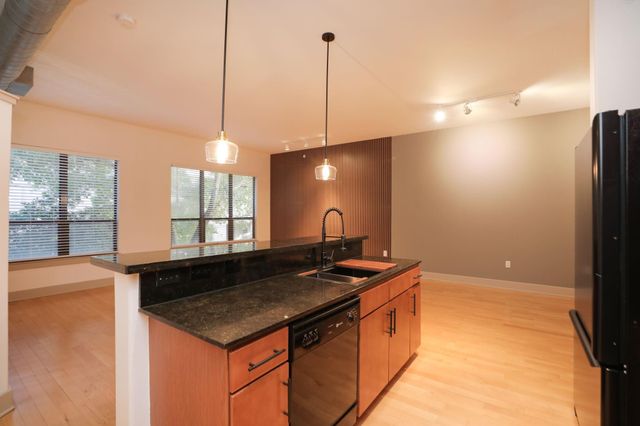 1901 Post Oak Boulevard 2109, Houston, TX 77056