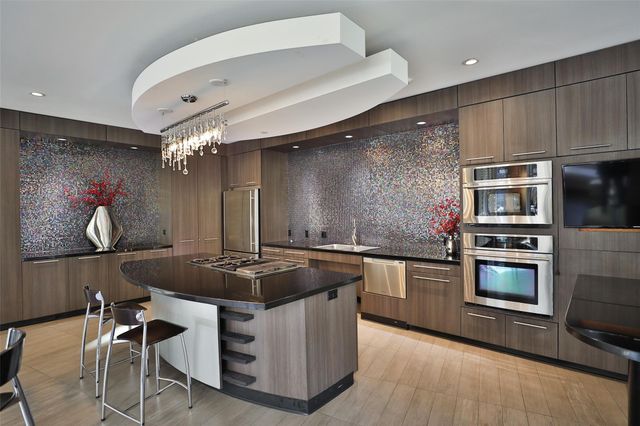 1901 Post Oak Boulevard 2109, Houston, TX 77056