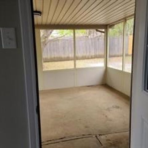 816 Wyndham Place, Arlington, TX 76017