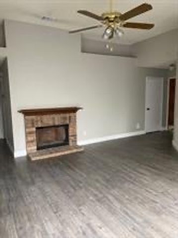 816 Wyndham Place, Arlington, TX 76017