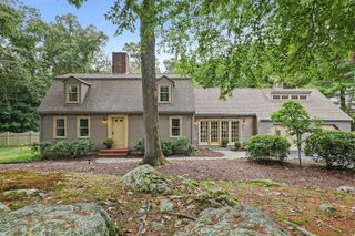 16 Harlow St, Easton, MA 02356