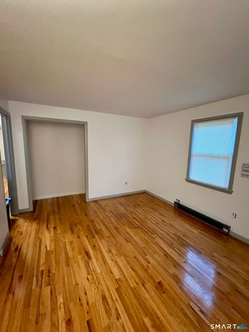 43 Taylor Avenue, New Haven, CT 06515
