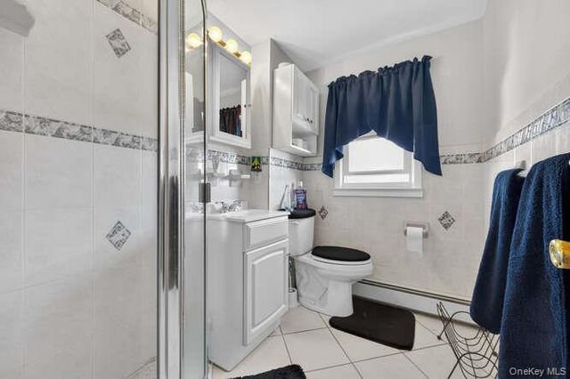 344 White Road, Mineola, NY 11501