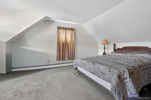 344 White Road, Mineola, NY 11501