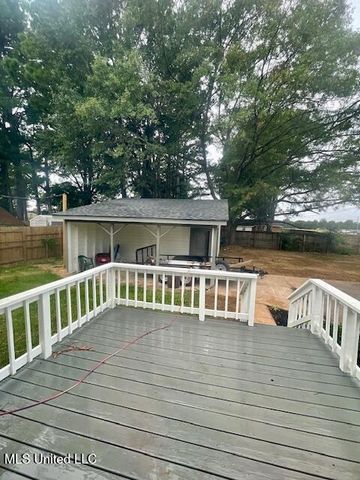 124 Mcclure Street, Senatobia, MS 38668