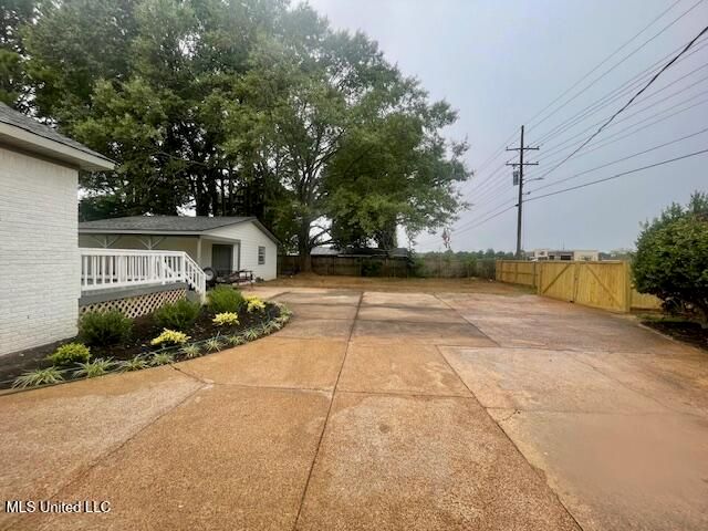 124 Mcclure Street, Senatobia, MS 38668