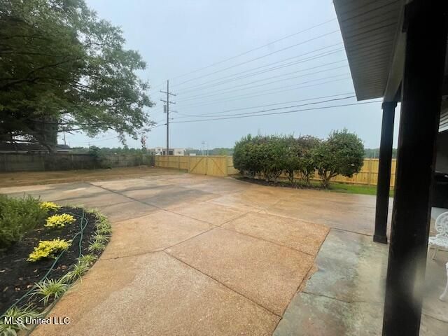 124 Mcclure Street, Senatobia, MS 38668
