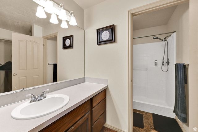 4753 S 4125 W, Roy, UT 84067