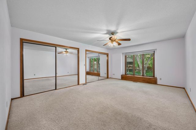 238 N Mesa St, Wichita, KS 67212