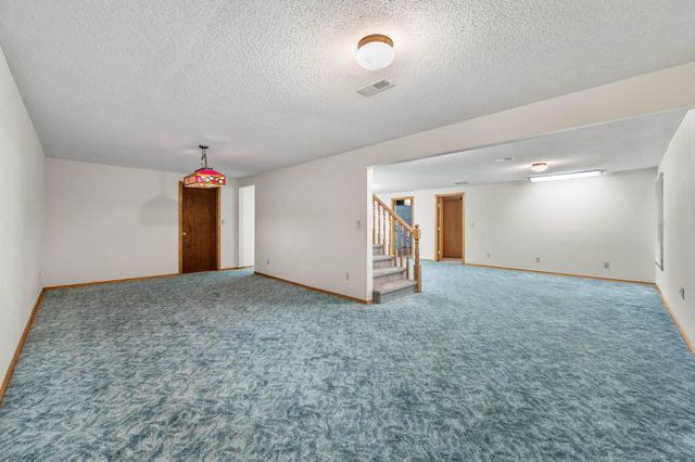 238 N Mesa St, Wichita, KS 67212