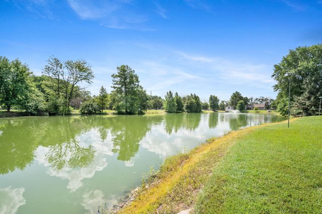 238 N Mesa St, Wichita, KS 67212