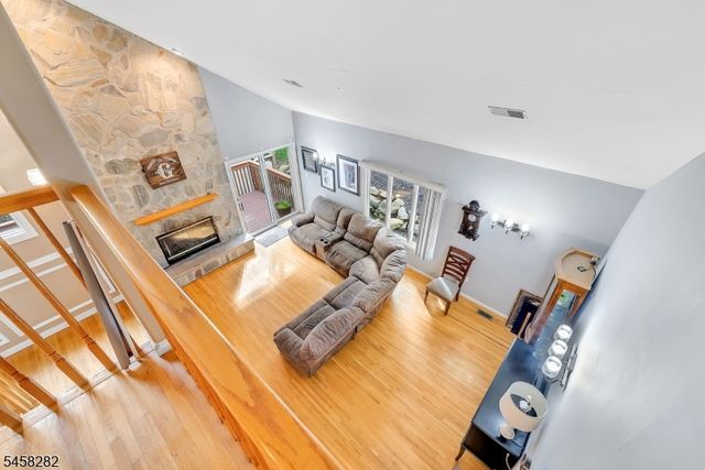 10 Catherine Ter, Byram Twp., NJ 07821
