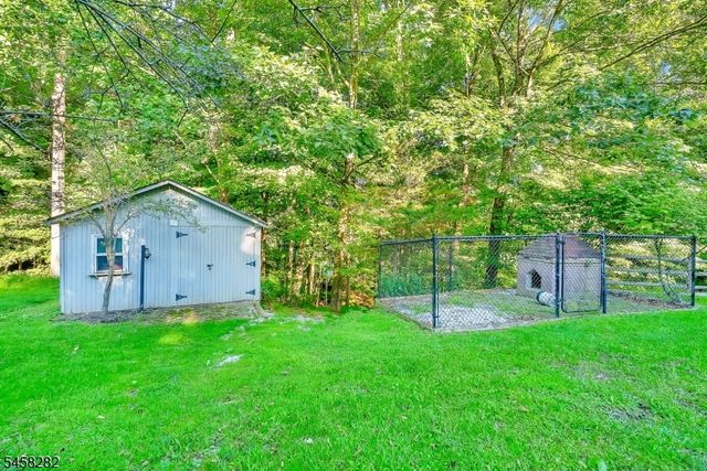 10 Catherine Ter, Byram Twp., NJ 07821