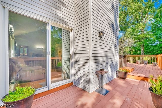 10 Catherine Ter, Byram Twp., NJ 07821