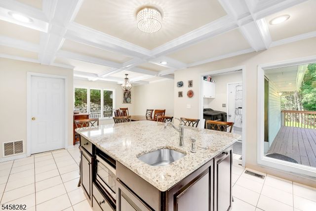 10 Catherine Ter, Byram Twp., NJ 07821