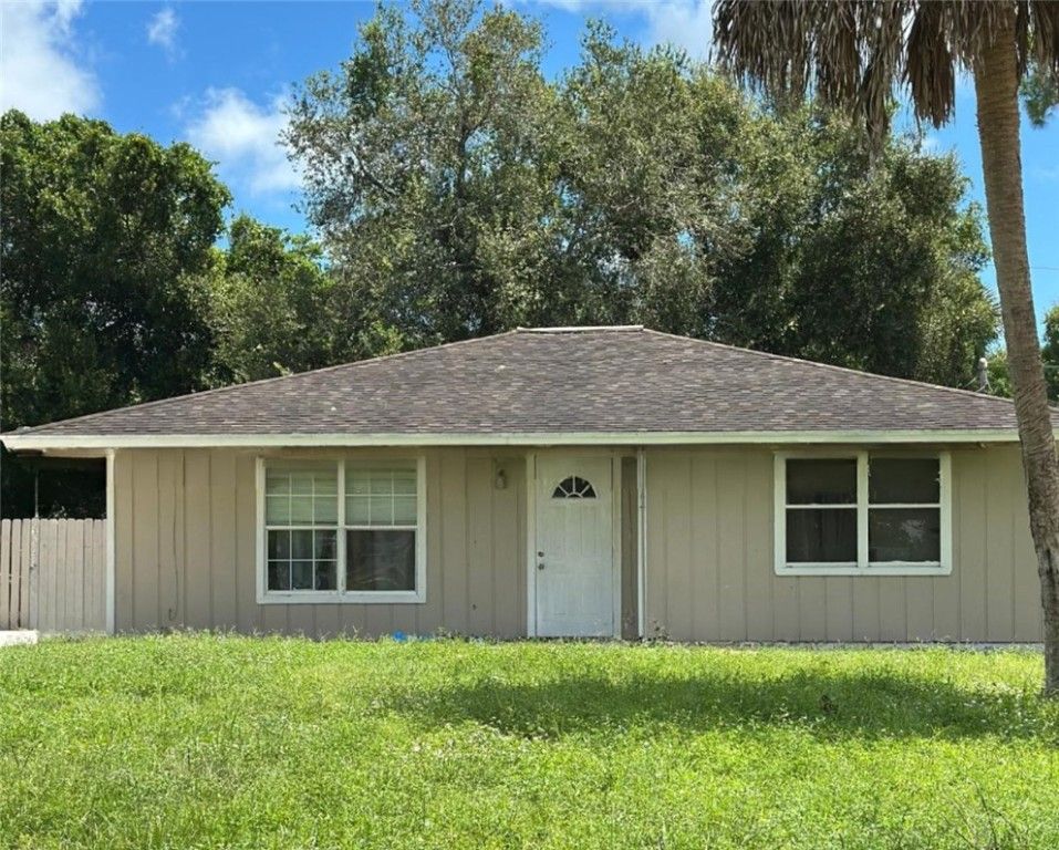 1264 36th Avenue SW, Vero Beach, FL 32968