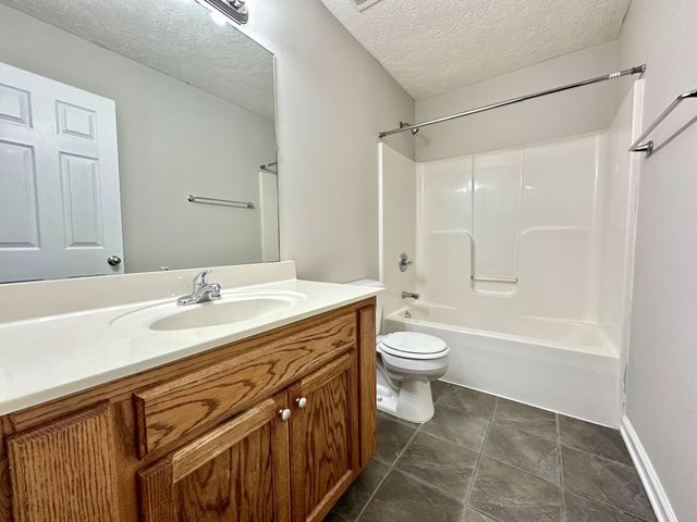 400 Condor Ct Apt C, Clarksville, TN 37042