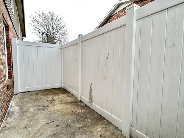 400 Condor Ct Apt C, Clarksville, TN 37042