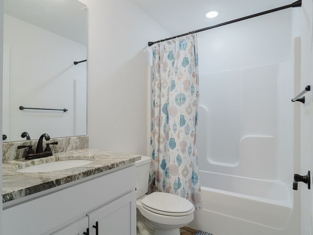 221 Palm Street, Bentonville, AR 72713