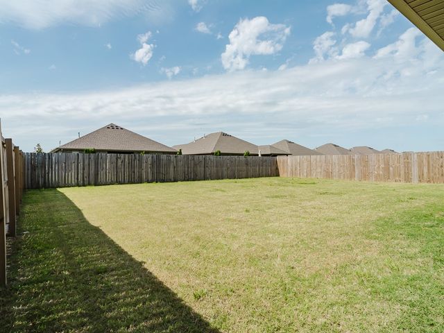 221 Palm Street, Bentonville, AR 72713