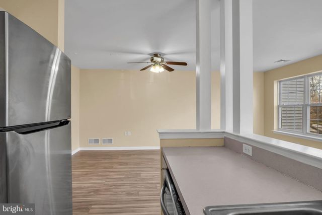 16 COURTYARD DR, Carlisle, PA 17013