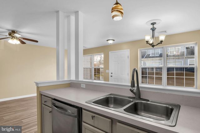 16 COURTYARD DR, Carlisle, PA 17013