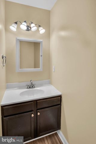 16 COURTYARD DR, Carlisle, PA 17013