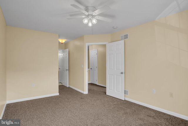 16 COURTYARD DR, Carlisle, PA 17013