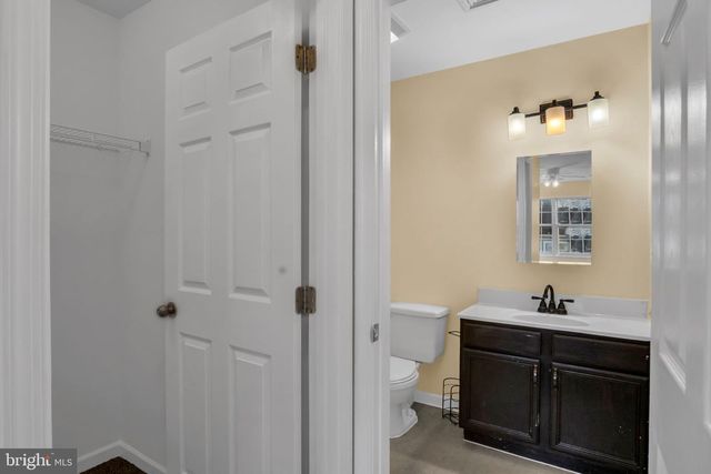 16 COURTYARD DR, Carlisle, PA 17013