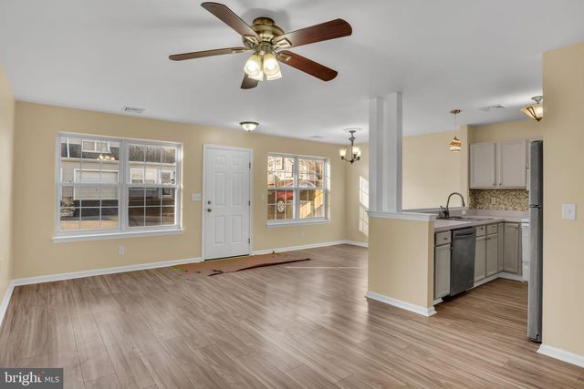 16 COURTYARD DR, Carlisle, PA 17013