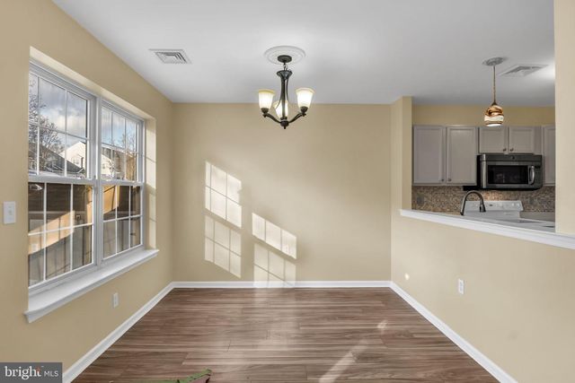 16 COURTYARD DR, Carlisle, PA 17013