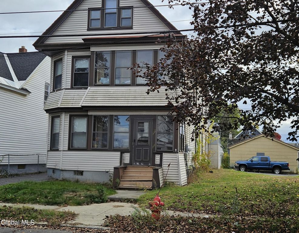 1235 First Avenue, Schenectady, NY 12303