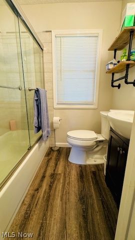 14730 Orchard Park Avenue, Cleveland, OH 44111