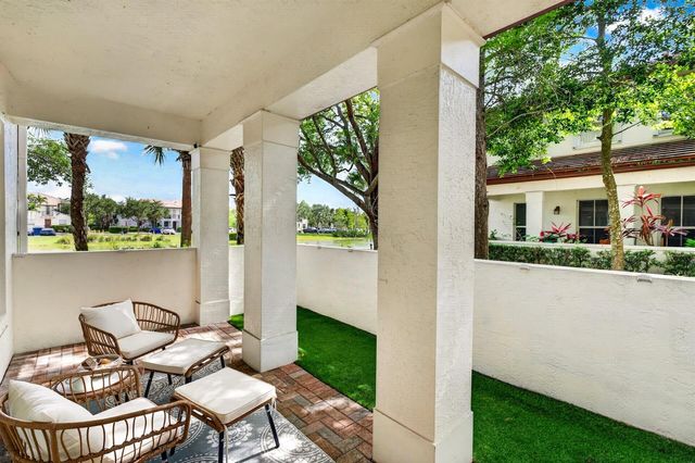 4680 Mimosa Place 805, Coconut Creek, FL 33073