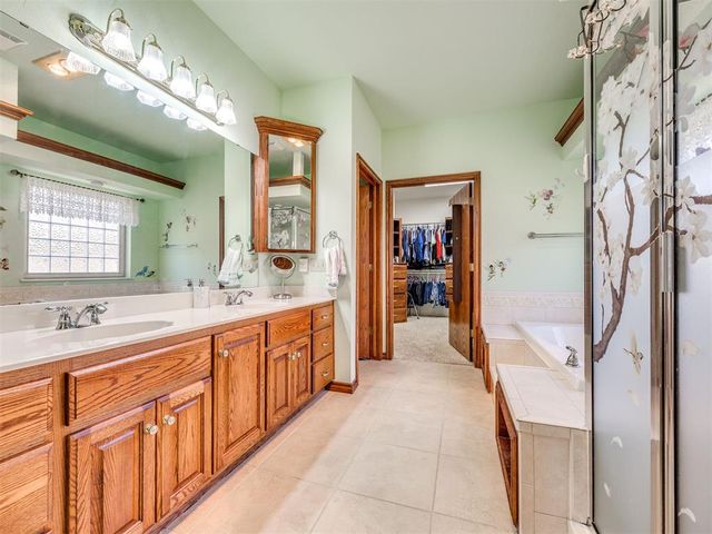 1700 Eagle Drive, Edmond, OK 73034