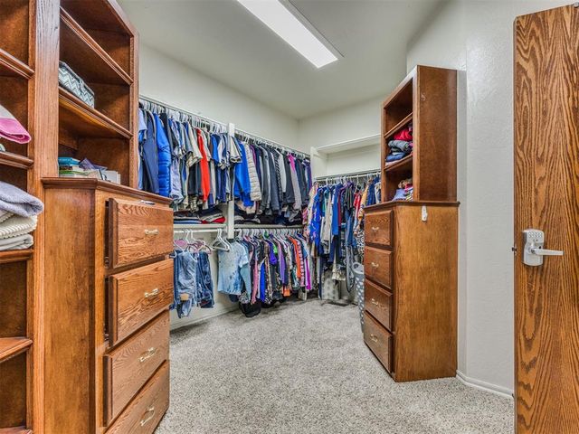 1700 Eagle Drive, Edmond, OK 73034