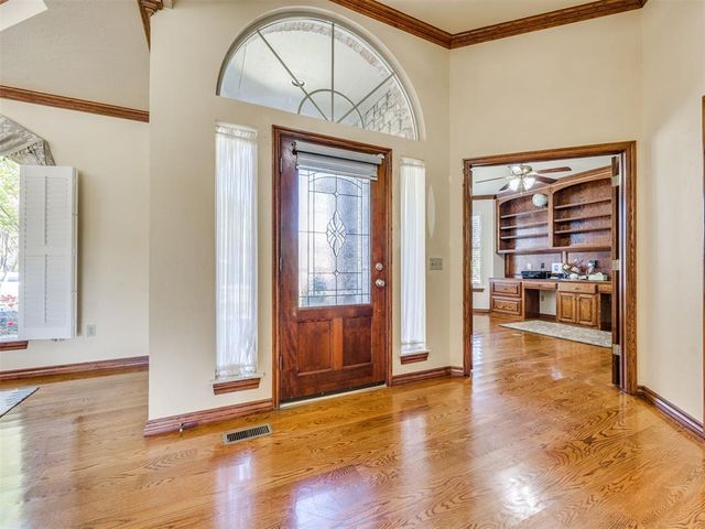 1700 Eagle Drive, Edmond, OK 73034