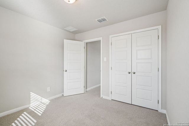 10295 King Robert, San Antonio, TX 78239