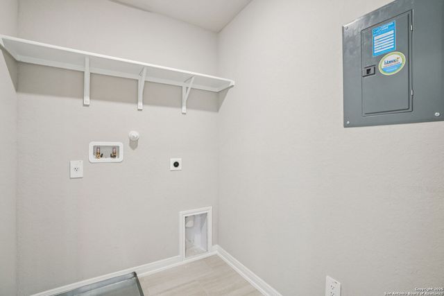 10295 King Robert, San Antonio, TX 78239