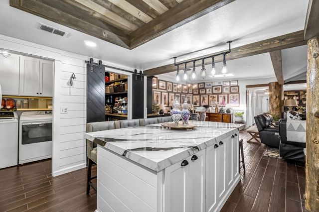 2411 Driftwood, Madera, CA 93637