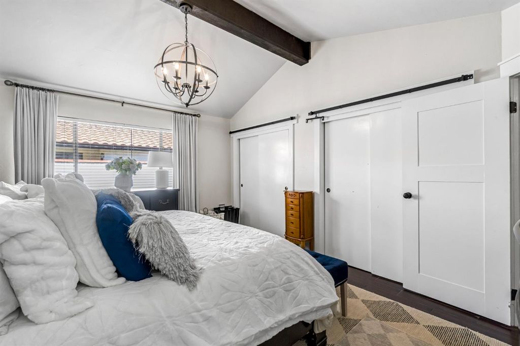 Image 23 of property listing at 2411 Driftwood, Madera, CA 93637