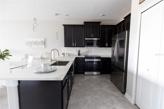 8995 AZALEA SANDS LANE 2801, Davenport, FL 33896